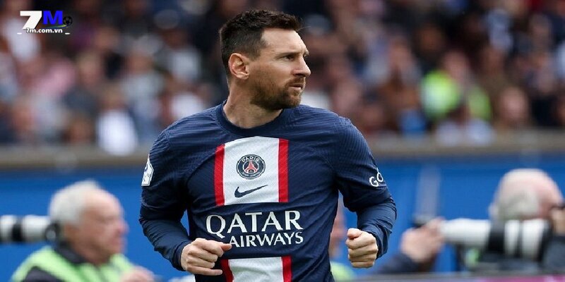 Lionel Messi (400 triệu USD)